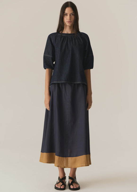 Carsen Top / Dark Wash